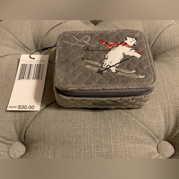Vera Bradley Beary Merry iconic travel pill case - Picture 2 of 12